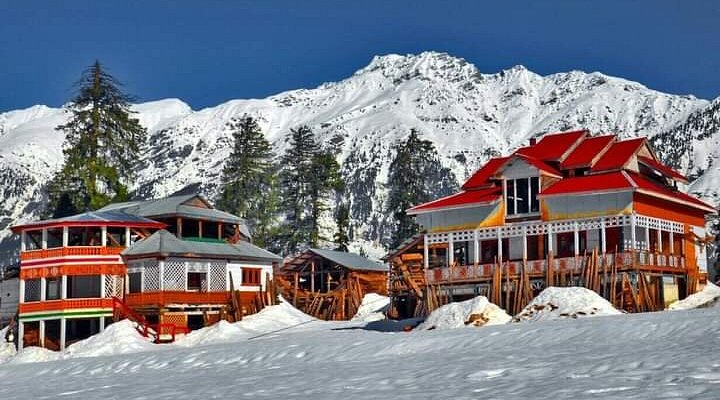 Discover the Mystical Beauty of Neelum Valley: A 7-Day Journey to Paradise